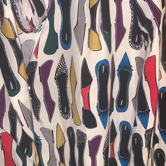 Leona by Lauren Leonard shoe print blouse - Picture 4 of 5